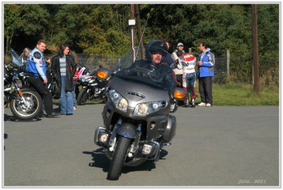 Ukonceni_sezony_Olomouckych_motorkaru_15.10.2011_013.jpg